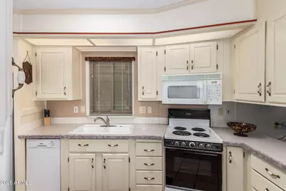 17200 W Bell Road #1307, Surprise, AZ 85374 - Photo 19