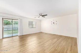 2391 W Allens Peak Dr, San Tan Valley, AZ 85144 - Photo 9