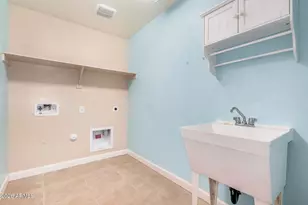 21836 W Hopi St, Buckeye, AZ 85326 - Photo 33