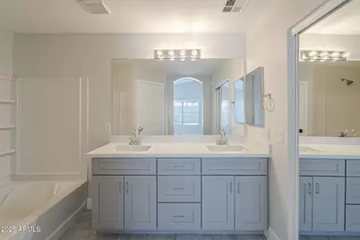 2518 W Carson Road, Phoenix, AZ 85041 - Photo 21