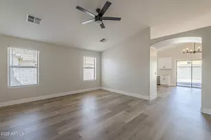 2518 W Carson Rd, Phoenix, AZ 85041 - Photo 9