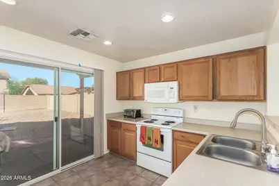 212 N 152nd Drive, Goodyear, AZ 85338 - Photo 11