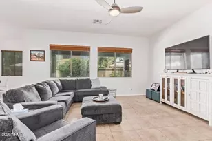 2434 W Red Range Way, Phoenix, AZ 85085 - Photo 19