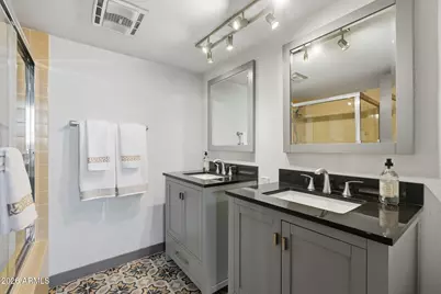 6502 N Central Avenue #C301, Phoenix, AZ 85012 - Photo 19