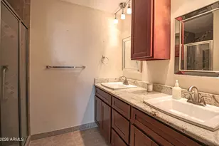 6330 E Catalina Dr, Scottsdale, AZ 85251 - Photo 23