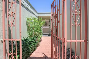 6330 E Catalina Dr, Scottsdale, AZ 85251 - Photo 37