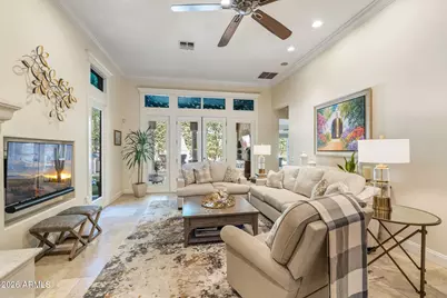 3450 E Pyrenees Pass, Phoenix, AZ 85018 - Photo 11