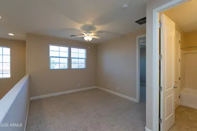 10539 E Hawk Avenue, Mesa, AZ 85212 - Photo 35