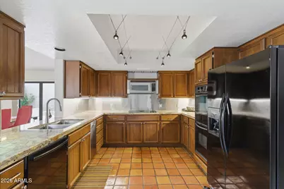 3048 E Stella Lane, Phoenix, AZ 85016 - Photo 11