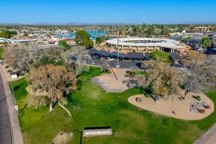 10330 W Thunderbird Blvd, Sun City, AZ 85351 - Photo 67