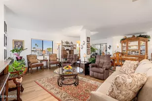 10330 W Thunderbird Blvd, Sun City, AZ 85351 - Photo 11