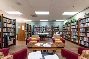 10330 W Thunderbird Blvd, Sun City, AZ 85351 - Photo 35