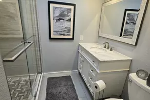 8611 S 48th St, Phoenix, AZ 85044 - Photo 7