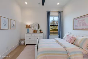 5513 E Verde Ln, Phoenix, AZ 85018 - Photo 17