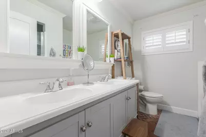 6311 E Monterosa Street, Scottsdale, AZ 85251 - Photo 9