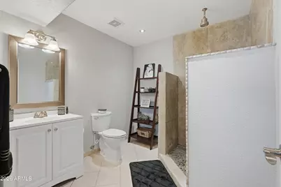 821 E Kesler Lane, Chandler, AZ 85225 - Photo 15