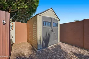 821 E Kesler Ln, Chandler, AZ 85225 - Photo 57