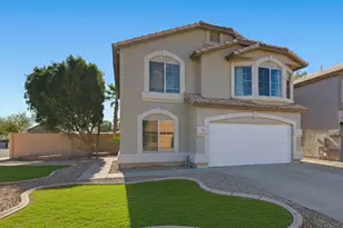 821 E Kesler Ln, Chandler, AZ 85225 - Photo 1