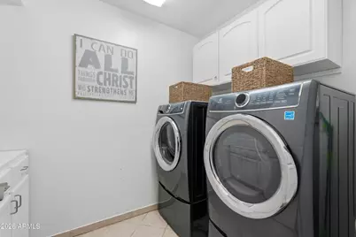 821 E Kesler Lane, Chandler, AZ 85225 - Photo 17