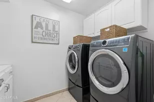 821 E Kesler Ln, Chandler, AZ 85225 - Photo 17