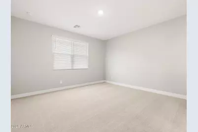 4662 N 178th Lane, Goodyear, AZ 85395 - Photo 9