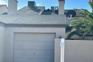 3301 E Kelton Ln, Phoenix, AZ 85032 - Photo 7