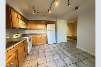 3301 E Kelton Lane #103, Phoenix, AZ 85032 - Photo 3