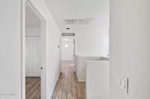 1332 E Dunbar Dr, Phoenix, AZ 85042 - Photo 15