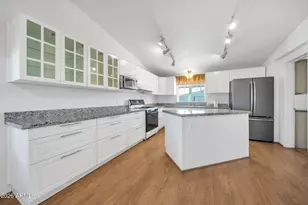 16443 N 34th Pl, Phoenix, AZ 85032 - Photo 13