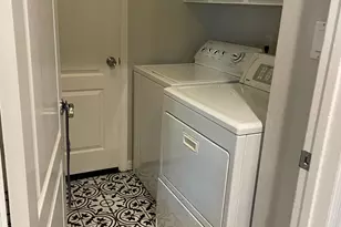 1053 E Alameda Dr, Tempe, AZ 85282 - Photo 21