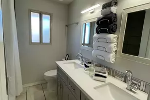 1053 E Alameda Dr, Tempe, AZ 85282 - Photo 19