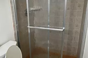 2301 E Laurel Ln, Phoenix, AZ 85028 - Photo 17