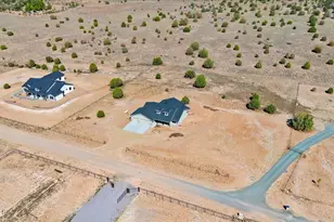 1220 E Cougar Rdg Rd, Paulden, AZ 86334 - Photo 25