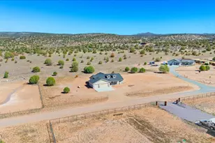 1220 E Cougar Rdg Rd, Paulden, AZ 86334 - Photo 27