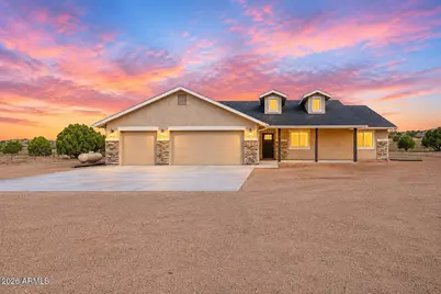 1220 E Cougar Ridge Road, Paulden, AZ 86334 - Photo 1