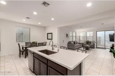 14223 W Bronco Trail, Surprise, AZ 85387 - Photo 13