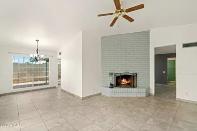 8037 N 40th Avenue, Phoenix, AZ 85051 - Photo 3