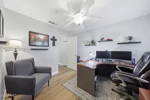 8623 W Paradise Ln, Peoria, AZ 85382 - Photo 25