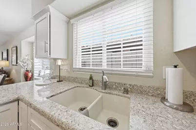 8623 W Paradise Lane, Peoria, AZ 85382 - Photo 9