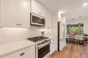 3730 E Mercer Ln, Phoenix, AZ 85028 - Photo 9