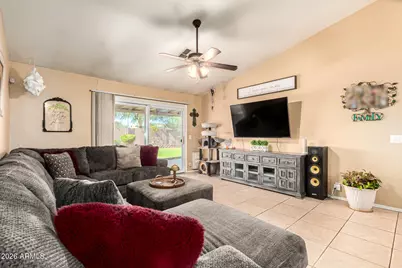 6512 N 90th Drive, Glendale, AZ 85305 - Photo 9