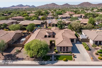 3051 W Sousa Court, Anthem, AZ 85086 - Photo 11