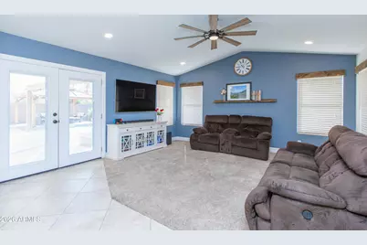 635 W Monte Avenue, Mesa, AZ 85210 - Photo 3