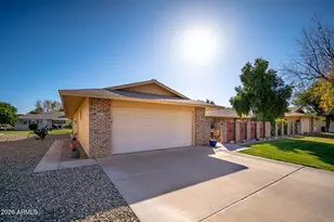 19221 N Sombrero Circle, Sun City, AZ 85373 - Photo 3