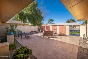 19221 N Sombrero Circle, Sun City, AZ 85373 - Photo 7
