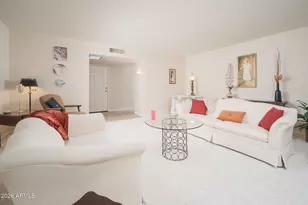 19221 N Sombrero Circle, Sun City, AZ 85373 - Photo 13