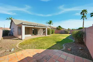 13311 W Desert Rock Dr, Surprise, AZ 85374 - Photo 33