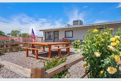 101 E Yuma Street, Huachuca City, AZ 85616 - Photo 5