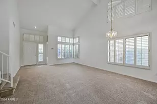 2031 W Tracy Ln, Phoenix, AZ 85023 - Photo 3