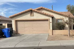 3310 S 66th Ln, Phoenix, AZ 85043 - Photo 1